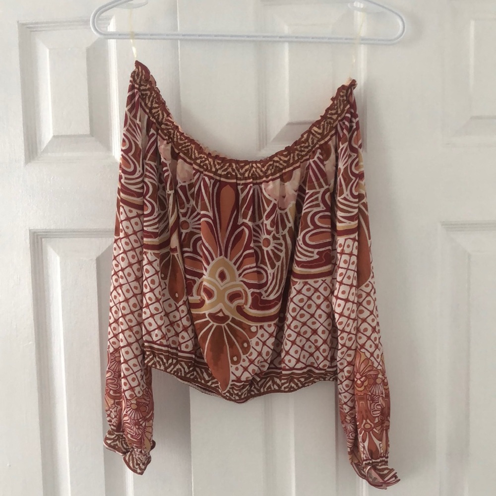 Boutique Off the Shoulder Crop top